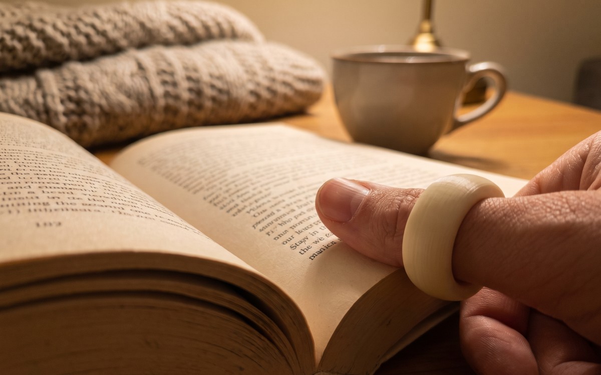 Ergonomik Kitap Okuma Yüzüğü ve Sayfa Tutucu